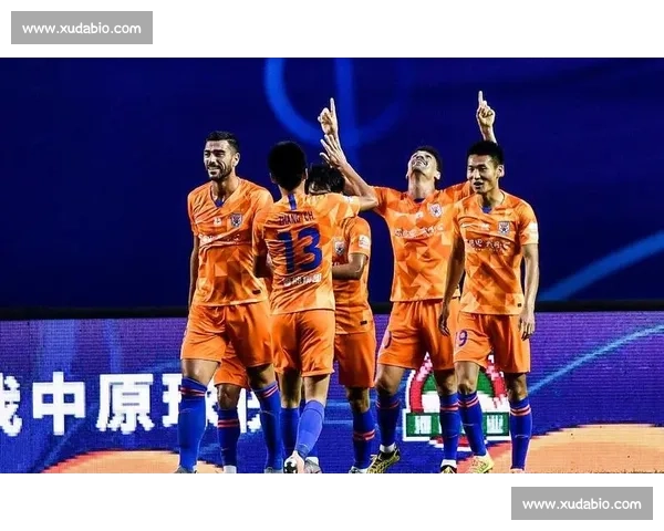 贾天宁眼中的国安三叉戟：中超赛场的卡努特与 B 席影子？